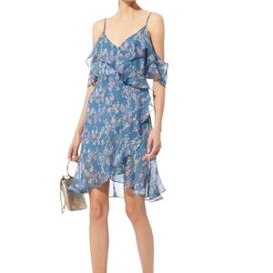 Intermix 100% Silk A-Line Blue Floral Dress V Neck Short Sleeve Ruffled Size 6